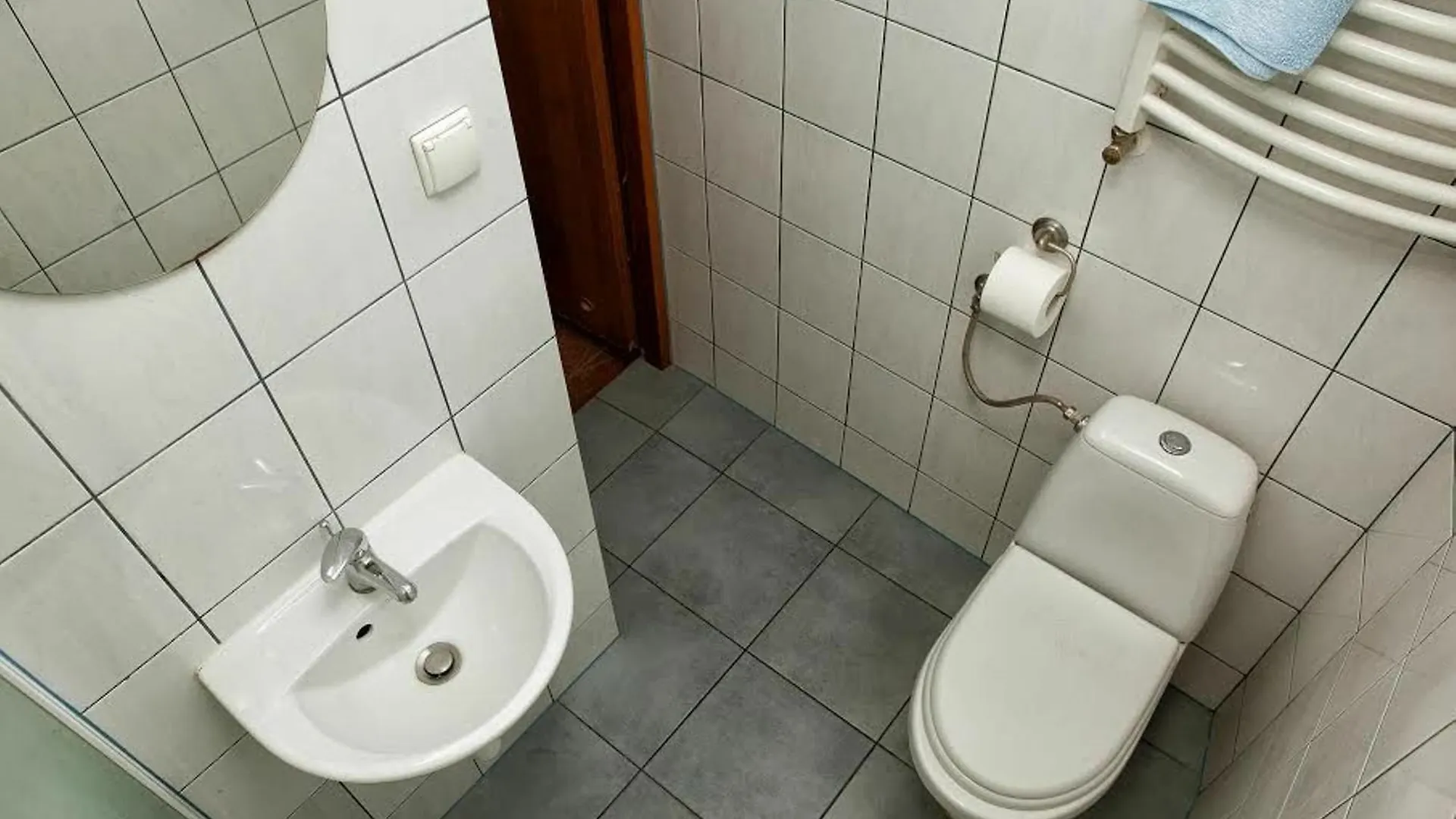 Penguin Rooms - Wawel Castle Krakow 0*,  Polonya