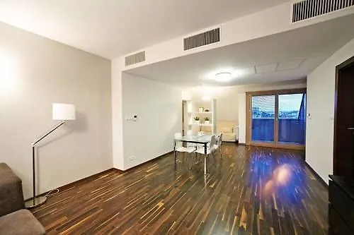 Penguin Rooms - Wawel Castle Krakow Apartment