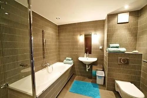 Penguin Rooms - Wawel Castle Krakow Apartment