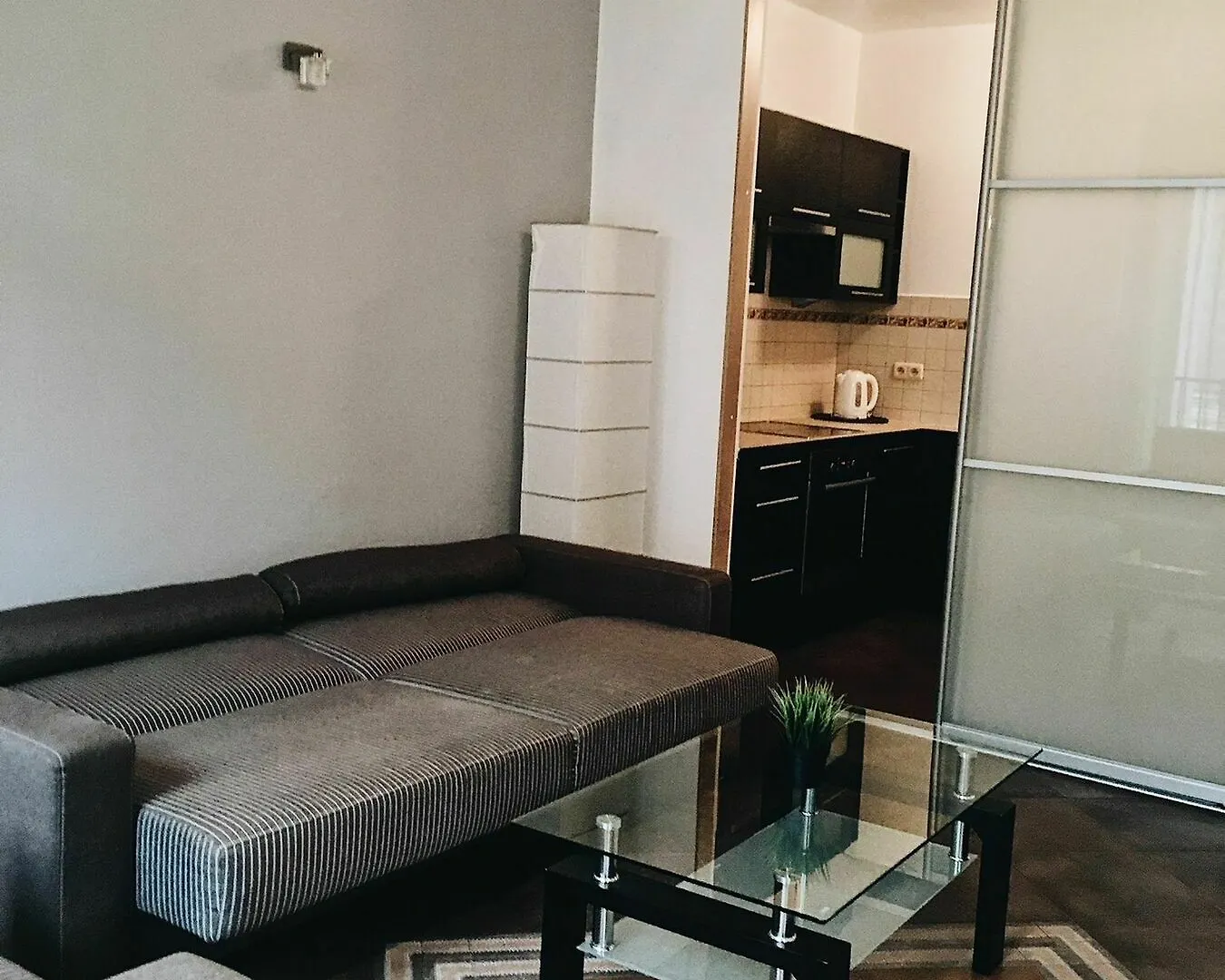 Apartment Penguin Rooms - Wawel Castle Krakow Poland